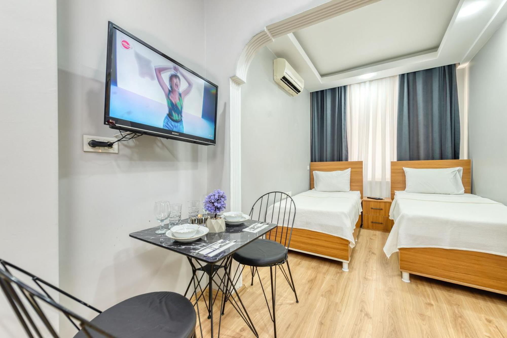 Hotel Pio *