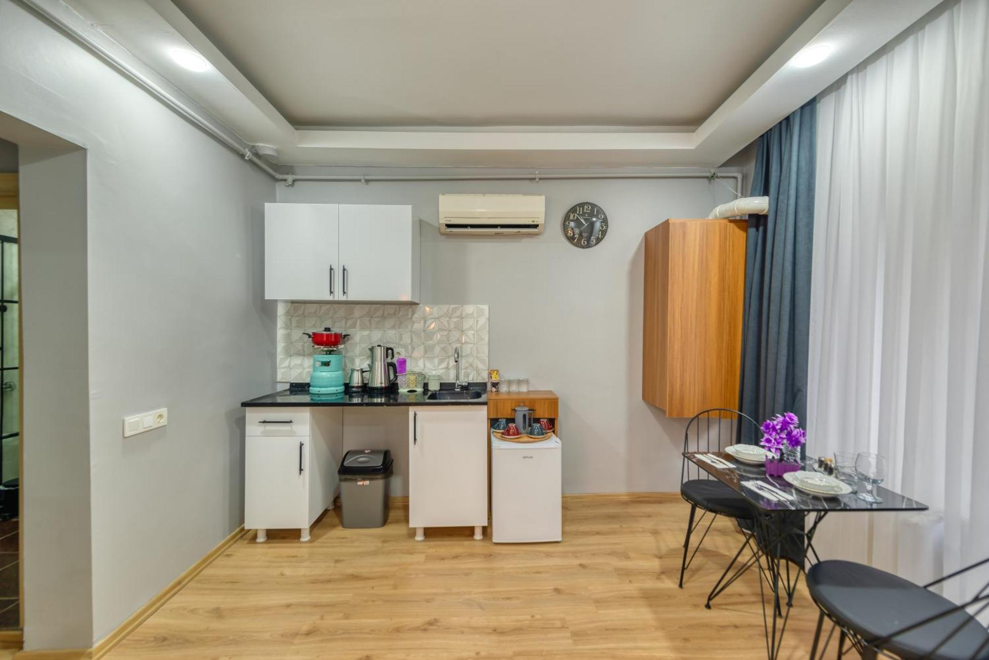 Pio Hotel