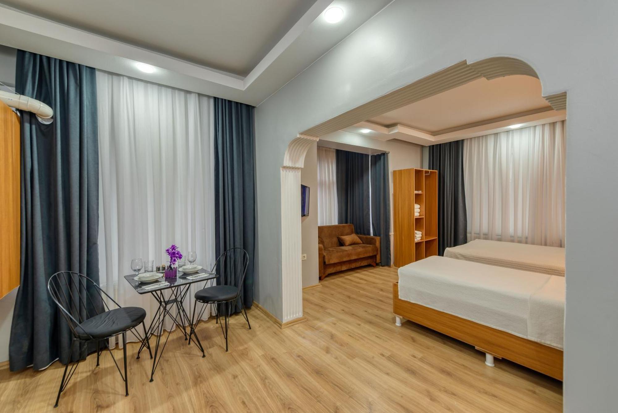 Hotel Pio *