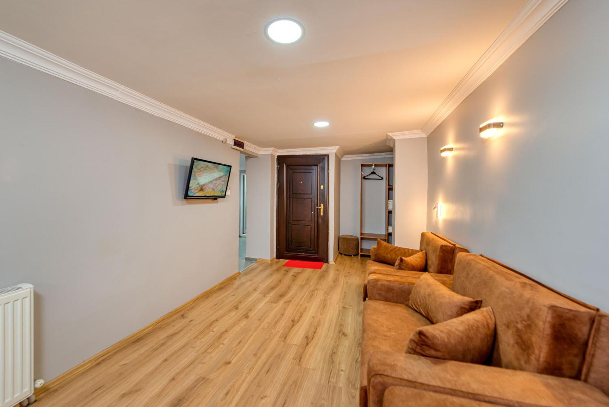 Pio Hotel